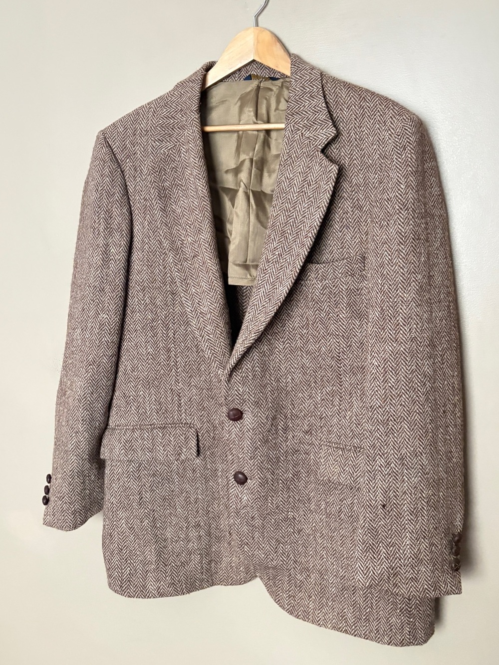 Vintage Harris Tweed Sport Coat Mens Brown Herringbone Scottish Wool Blazer 44R